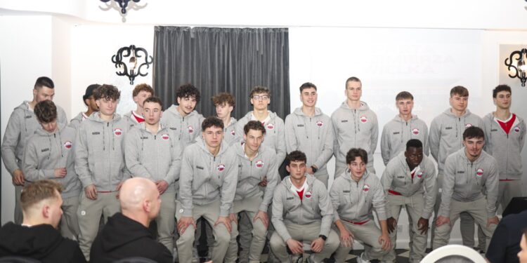 Sparta zaprezentowała drużynę. Nowy rozdział w historii klubu - Radio Kielce 25.02.2026. Kazimierza Wielka. Ppezentacja drużyny Sparta Kazimierza Wielka / Fot. Jacek Stanisławek