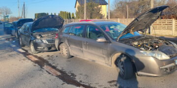 Kaskadowe zderzenie aut. W akcji ratownicy