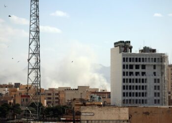 W atakach USA i Izraela zginęło kilku wysokich rangą dowódców Strażników Rewolucji i polityków - Radio Kielce W atakach USA i Izraela zginęło kilku wysokich rangą dowódców Strażników Rewolucji i polityków