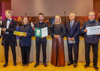 20.02.2026. Kielce. Filharmonia Świętokrzyska. Koncert „Puszcza Jodłowa”, podczas którego odbył się finał Międzynarodowego Konkursu Kompozytorskiego „Żeromski 2025” / Fot. Jarosław Kubalski - Radio Kielce