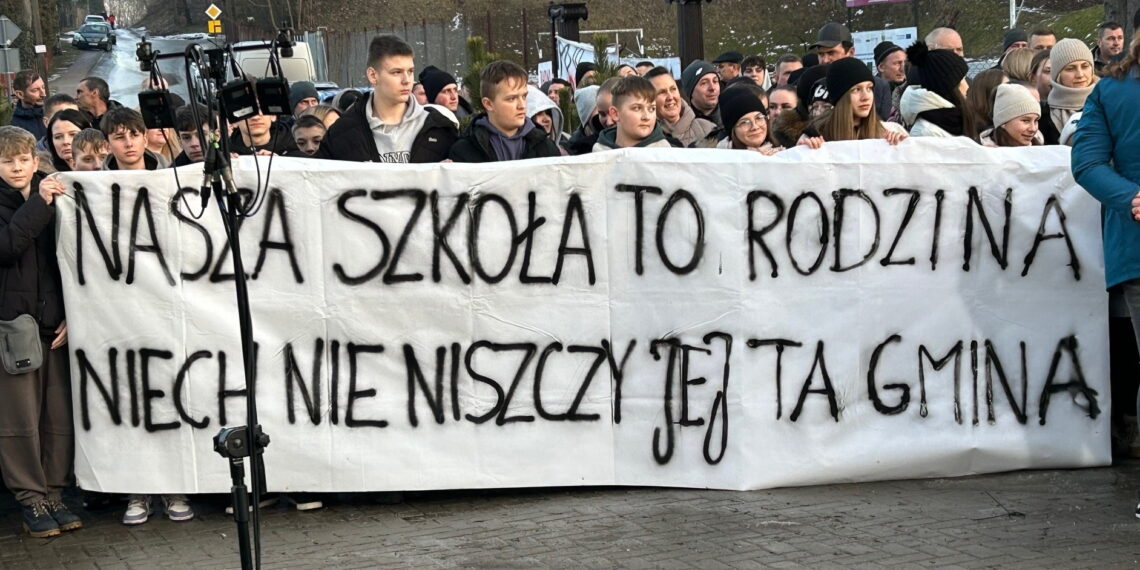 INTERWENCJA. Rodzice przeciwni likwidacji szkoły