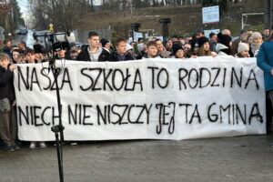 INTERWENCJA. Rodzice przeciwni likwidacji szkoły