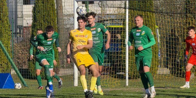 21.03.2026. Mecz 22. kolejki piłkarskiej Betclic 3. Ligi: Podlasie Biała Podlaska - Czarni Połaniec / Fot. Maciej Makuła - Radio Kielce