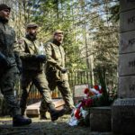 Dowódca i żołnierze oddali hołd patronowi - Radio Kielce