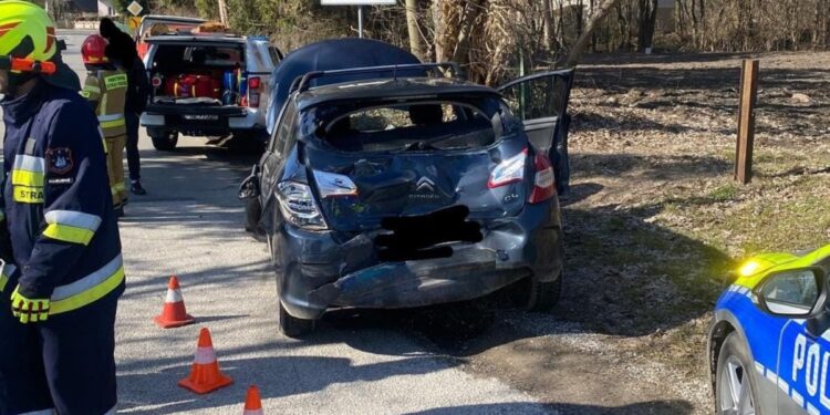 Zderzenie trzech samochodów na krajowej „9”