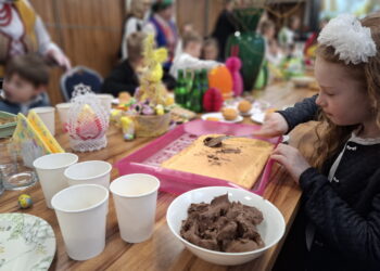 Warsztaty wielkanocne połączyły pokolenia