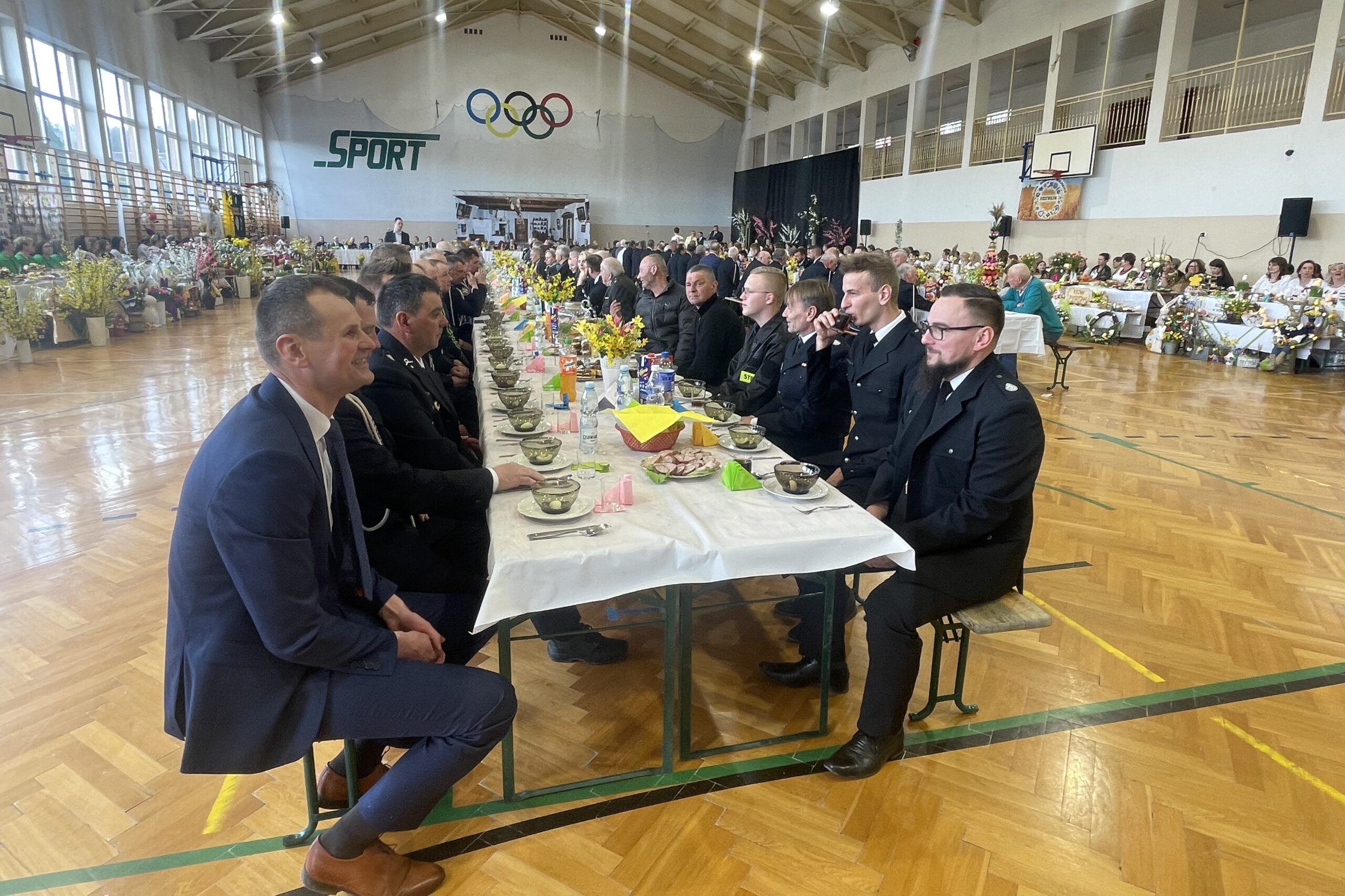 22.03.2026. Klimontów. Śniadanie Wielkanocne / Fot. Grażyna Szlęzak-Wójcik - Radio Kielce