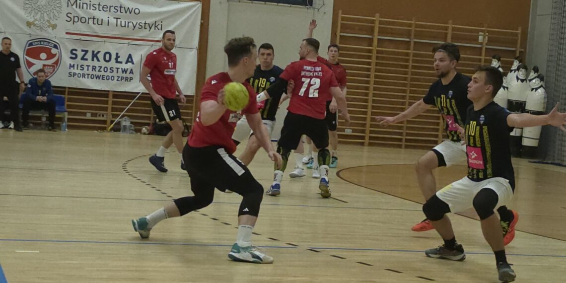 29.03.2026. Kielce. Mecz UKS SMS Wybicki Kielce - Handball Pałacem Tarnów / Fot. Maciej Makuła - Radio Kielce