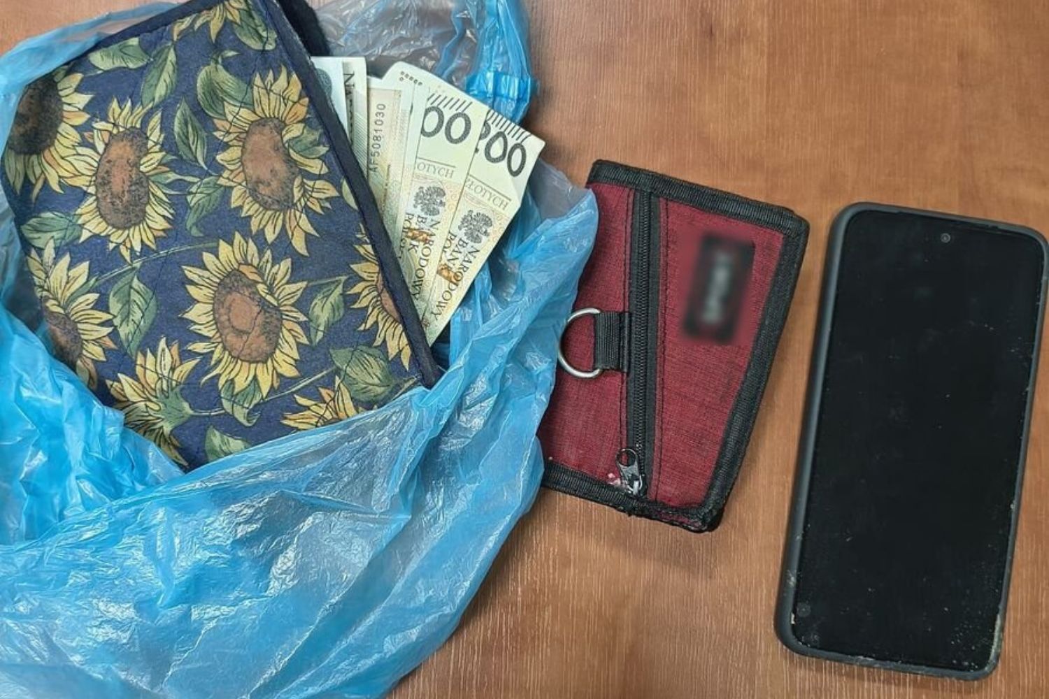 Kielczanin podejrzany o wyłudzenia „na policjanta” – w areszcie