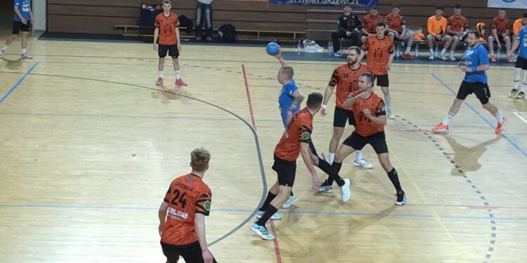 Wojownicy zdobyli Grunwald - Radio Kielce 20.03.2026. Ostrowiec Świętokrzyski. Mecz KSZO Ostrowiec - MTS Chrzanów / Fot. Maciej Makuła - Radio Kielce