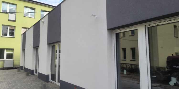 Ostrowiecki ZOL zwiększy liczbę miejsc - Radio Kielce Zakład Opiekuńczo-Leczniczy przy Wielospecjalistycznym Szpitalu w Ostrowcu Świętokrzyskim / Fot. Marta Gajda-Kruk - Radio Kielce