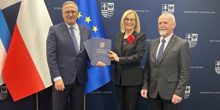 24.03.2026. Sprzęt dla szpitala w Czerwonej Górze / Fot. Iwona Murawska-Bujnowicz - Radio Kielce