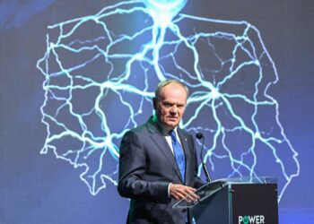 Tusk: Polska zainwestuje bilion złotych w energetykę, m.in. w infrastrukturę i elektrownie