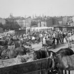Kielce. Ulica Targowa. Lata 1960-1967. Targowisko przy ówczesnej ulicy Starowarszawskie Przedmieście / źródło: fotopolska.eu