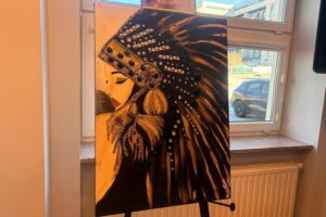 06.03.2026. Kielce. Biblioteka wojewódzka. Wystawa malarstwa Agnieszki Hojwy „Siła kobiet – emocje zapisane na płótnie” / Fot. Aleksandra Słowak - Radio Kielce