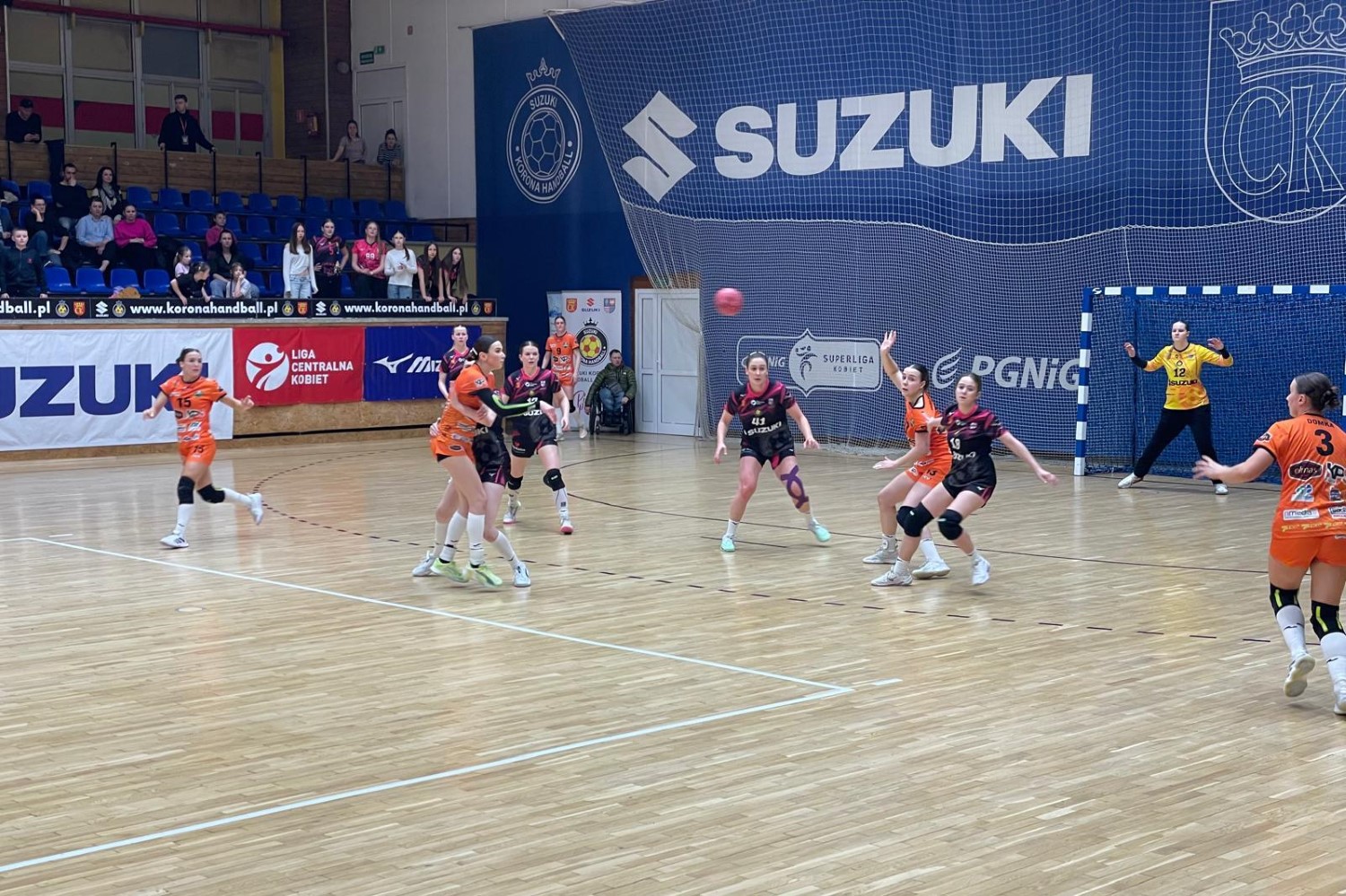 28.03.2026. Kielce. Mecz Suzuki Korona Handball Kielce - ELMAS-KPS APR Radom / Fot. Rafał Szymczyk - Radio Kielce