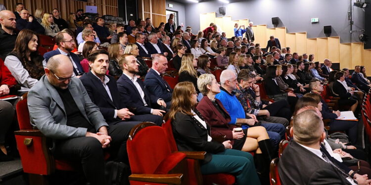 09.03.2026. Kielce. WDK. Konferencja regionalna „Rewitalizacja 3.0 w województwie świętokrzyskim – doświadczenia, dobre praktyki i nowe możliwości wsparcia” / Fot. Wiktor Taszłow - Radio Kielce