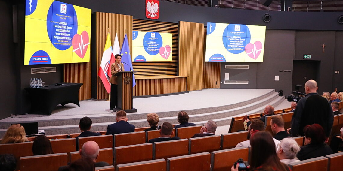 O szczepieniach ochronnych w urzędzie wojewódzkim w Kielcach