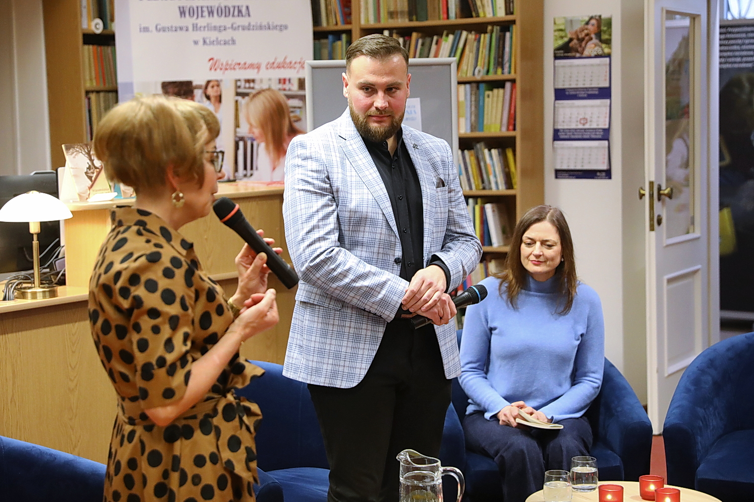 20.03.2026. Kielce. Pedagogiczna Biblioteka Wojewódzka. Promocja debiutanckiego tomiku poezji Norberta Sierpnia / Fot. Wiktor Taszłow - Radio Kielce