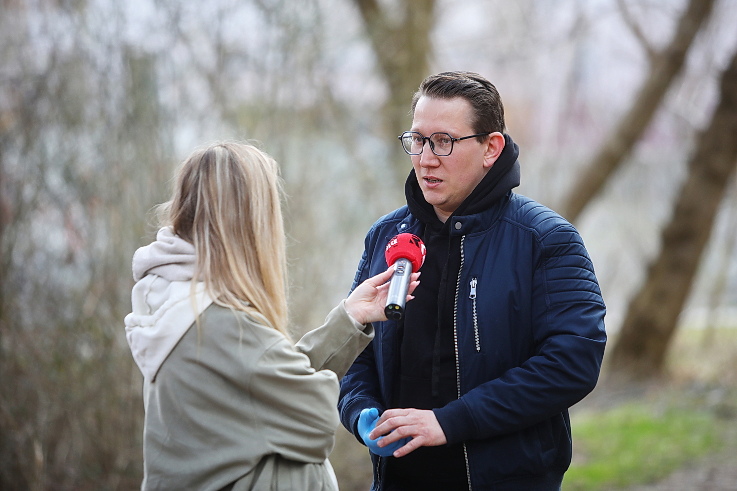 21.03.2026. Kielce. Sprzątanie mikrolasu na Czarnowie / Fot. Wiktor Taszłow - Radio Kielce