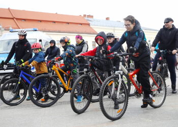Kielce. Rowerowa inauguracja wiosny - Radio Kielce 21.03.2026. Kielce. Rowerowa inauguracja wiosny / Fot. Wiktor Taszłow - Radio Kielce
