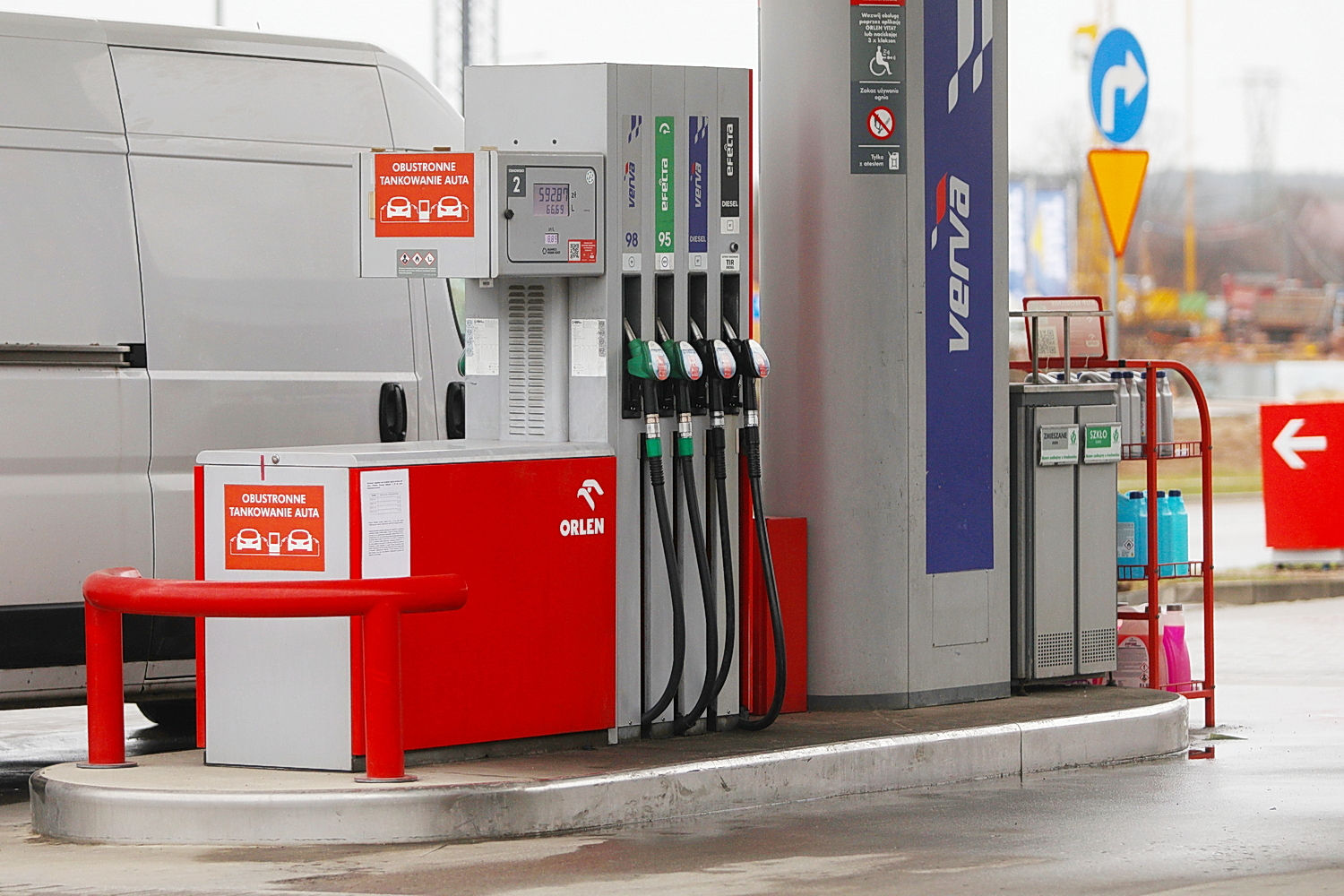 Maksymalne ceny paliw we wtorek. Rząd podał stawki