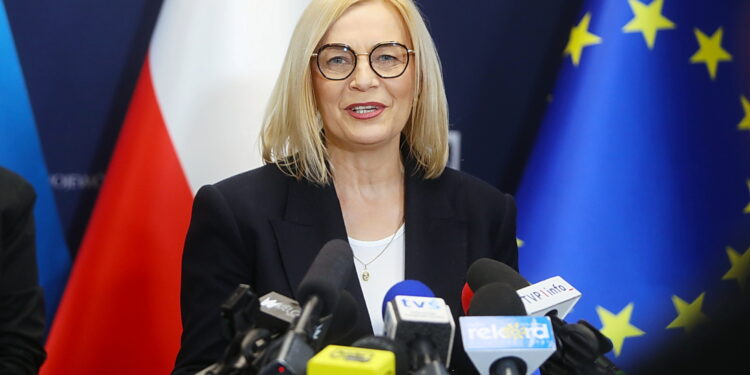 Dwa lata marszałek Renaty Janik. Radni oceniają pracę władz województwa