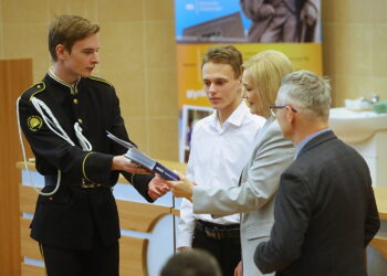 Najlepsi w matematycznym maratonie dostali nagrody - Radio Kielce Najlepsi w matematycznym maratonie dostali nagrody