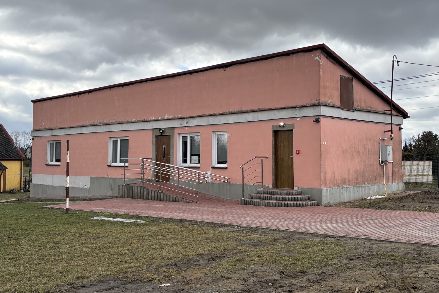 Stara świetlica zyska drugie życie. Pojawią się też place dla dzieci