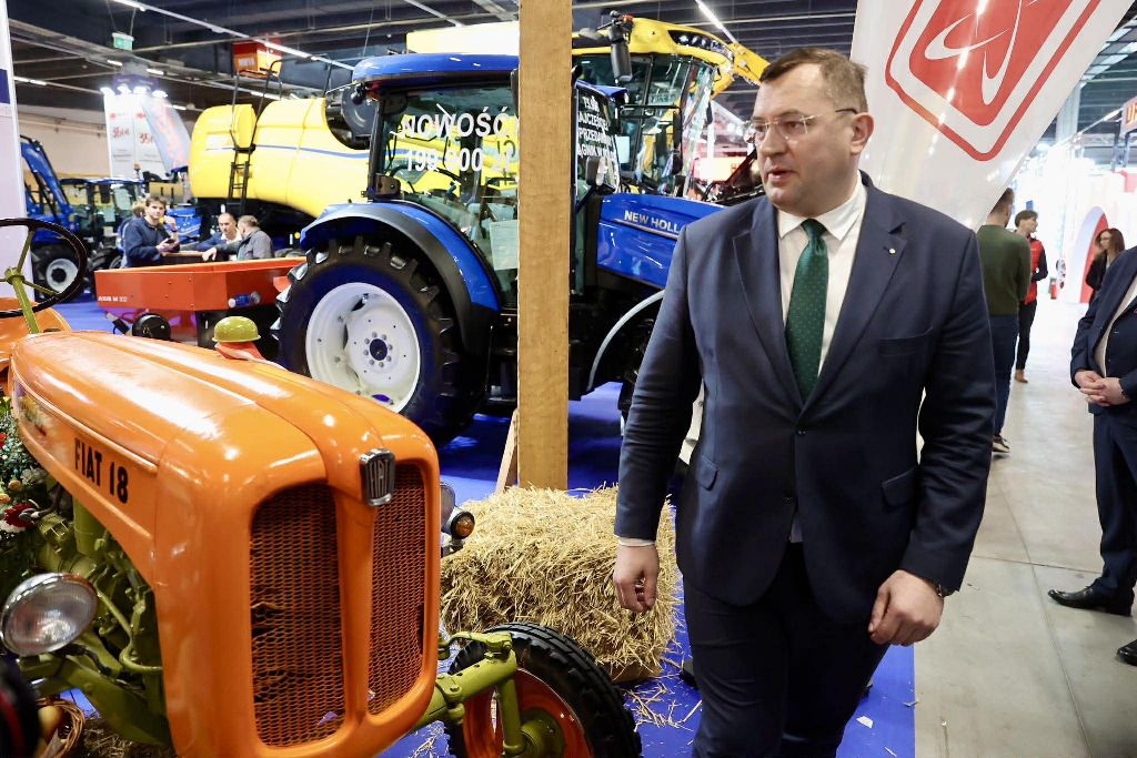 Minister obiecuje: rolnicy mogą liczyć na wsparcie - Radio Kielce