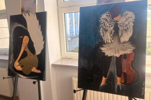 06.03.2026. Kielce. Biblioteka wojewódzka. Wystawa malarstwa Agnieszki Hojwy „Siła kobiet – emocje zapisane na płótnie” / Fot. Aleksandra Słowak - Radio Kielce