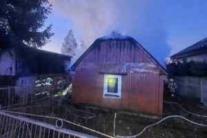 Tragiczny pożar pustostanu - Radio Kielce 04.03.2026. Skarżysko-Kamienna. Pożar / Fot. PSP Skarżysko-Kamienna