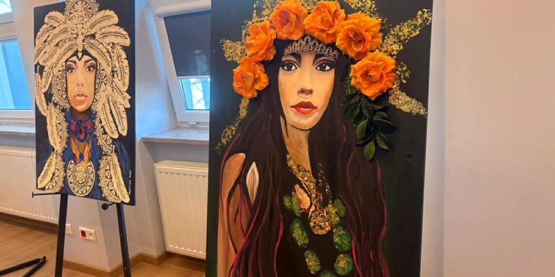 06.03.2026. Kielce. Biblioteka wojewódzka. Wystawa malarstwa Agnieszki Hojwy „Siła kobiet – emocje zapisane na płótnie” / Fot. Aleksandra Słowak - Radio Kielce