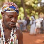 Muzyczne podróże przez świat. Benin – kolebka voodoo. Kamerun i jego leśni mieszkańcy - Radio Kielce