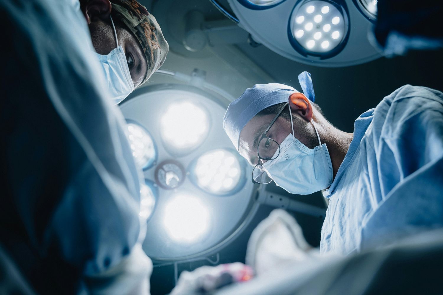 Ograniczenia finansowania mogą doprowadzić do zwiększenia kolejek na badania i zabiegi