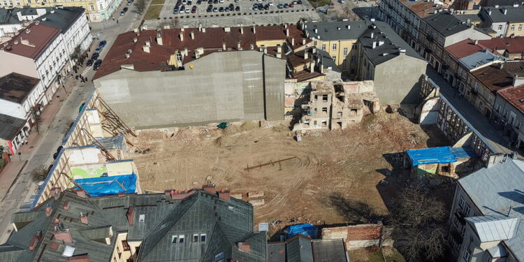 18.03.2026 Kielce. Kamienice pomiędzy ulicami Śniadeckiego i Słowackiego / Fot. Jarosław Kubalski - Radio Kielce