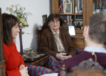 Projektantka, malarka i rysownik Alicja Wyszogrodzka gościem audycji „Dzień dobry to ja! Rozmowy inne niż wszystkie w Radiu Kielce” / Fot. Karolina Piasecka - Radio Kielce