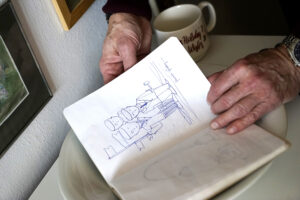 Projektantka, malarka i rysownik Alicja Wyszogrodzka gościem audycji „Dzień dobry to ja! Rozmowy inne niż wszystkie w Radiu Kielce” / Fot. Karolina Piasecka - Radio Kielce