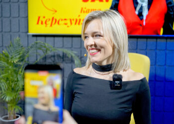 DZIEŃ DOBRY, TO JA! ROZMOWY INNE NIZ WSZYSTKIE W RADIU KIELCE. Niedziala, godz. 10:05. Kama Kępczyńska - Radio Kielce Audycja „Dzień dobry to ja! Rozmowy inne niż wszystkie w Radiu Kielce”. Kama Kępczyńska / Fot. Piotr Kwaśniewski – Radio Kielce