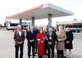 10.03.2026. Kielce. Konferencja polityków PiS / Fot. Jarosław Kubalski - Radio Kielce