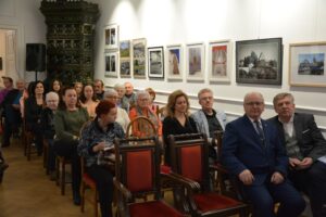 Dwaj czy trzej Juliusze w nowej książce PTTK - Radio Kielce 02.03.2026. Końskie. Premiera książki „Dwaj Juliusze” / źródło: Biblioteka Publiczna Miasta i Gminy Końskie