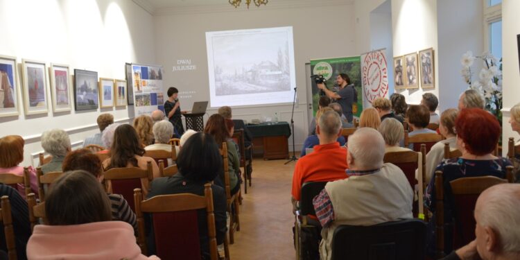 Dwaj czy trzej Juliusze w nowej książce PTTK - Radio Kielce Dwaj czy trzej Juliusze w nowej książce PTTK