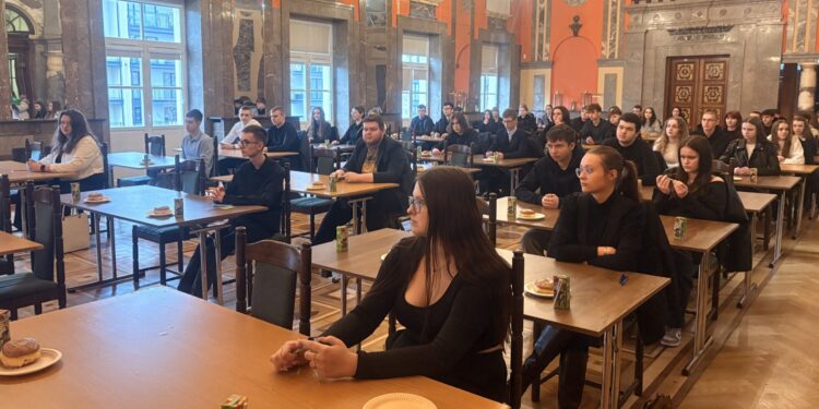 Ponad 50 uczestników w finale konkursu wiedzy o „Solidarności”