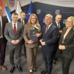 12.03.2026. Kielce. Przekazanie funduszy na budowę sieci kanalizacyjnej i wodociągowej / Fot. Iwona Murawska-Bujnowicz - Radio Kielce