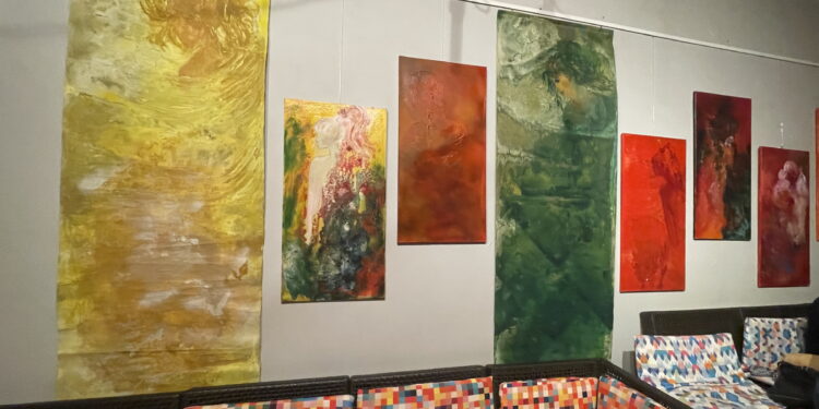 Ulotna dusza kobiety na wystawie w Sandomierzu