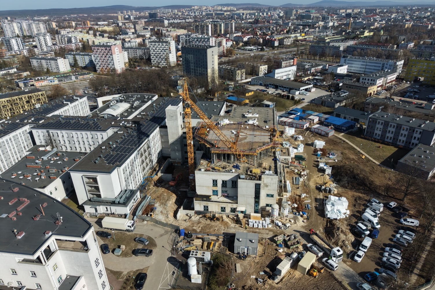 W szpitalu na Czarnowie powstaje supernowoczesny blok