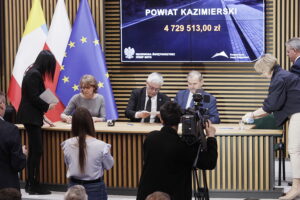 Powstaną bezpieczne drogi ze ścieżkami i chodnikami. Ogromne pieniądze przyznane