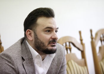 Czy obrady komisji rady miasta będą transmitowane?