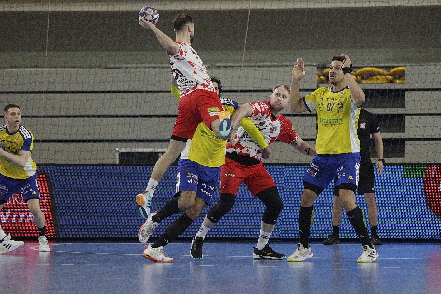 Mecz Industria Kielce – Chrobry Głogów