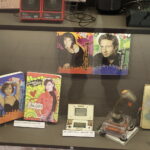 Opowieść o świecie bez smartfonów, z walkmanem i gumami Turbo - Radio Kielce